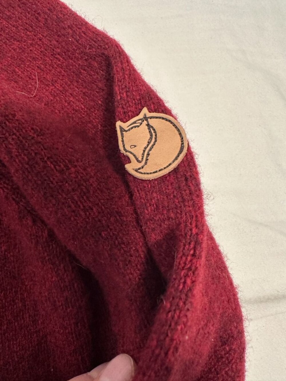 Fjallraven Ovik Re-Wool Sweater in Burgundy Red Women's Size S - Picture 3 of 4